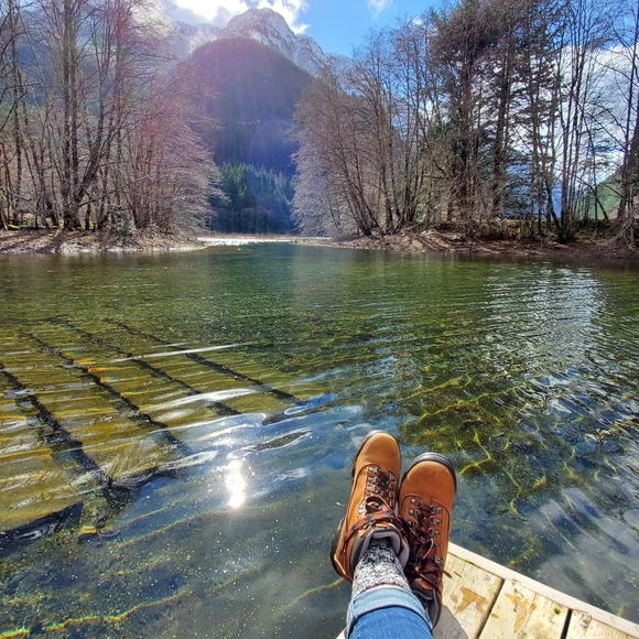 HappyMtnVintage: 5 Star Rated Vintage Closet - Picture 2 of 2